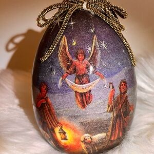 Fontaine Sculpture Decoupage Christmas Ornament